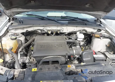 2009 Ford Escape Xlt from USA, damaged, VIN 1FMCU93G29KB61560